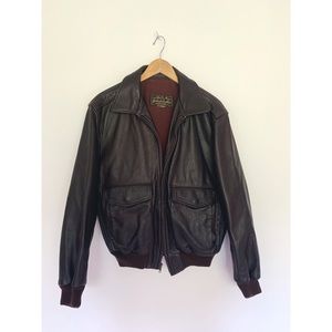 Brown Men’s leather bomber jacket-great condition